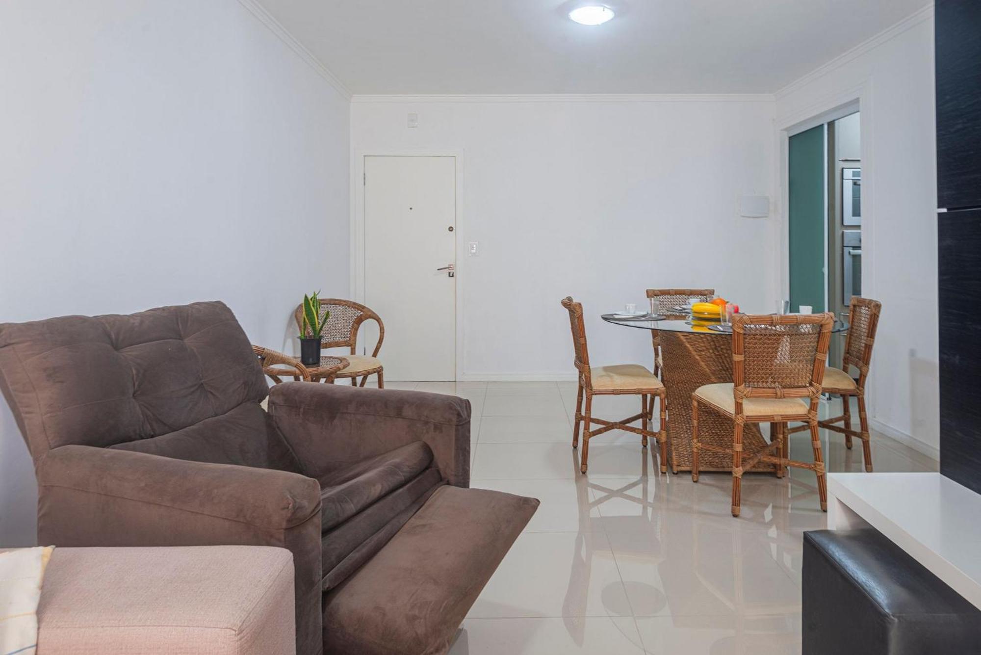 Mtfr037 Conforto C/ 2 Quartos, Ar Cond. E Garagem Balneario Camboriu