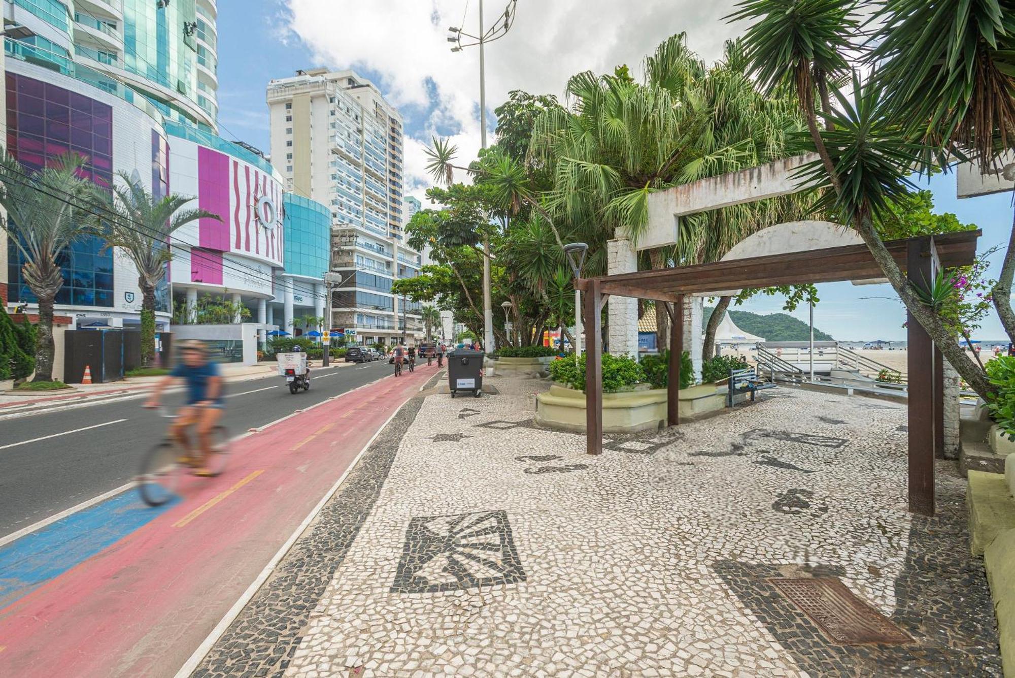Casa de férias Mtfr037 Conforto C/ 2 Quartos, Ar Cond. E Garagem Balneario Camboriu