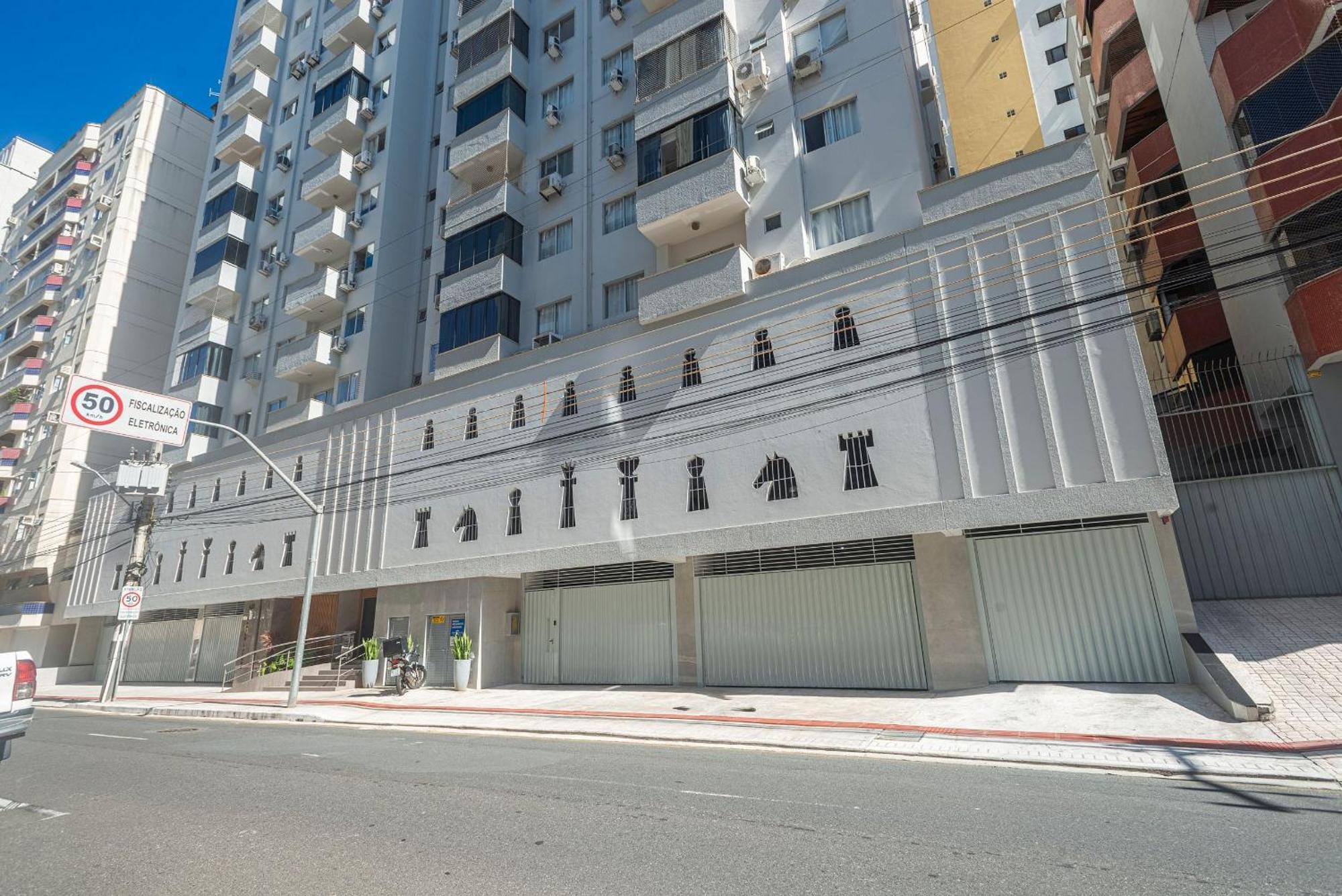 Mtfr037 Conforto C/ 2 Quartos, Ar Cond. E Garagem * Balneario Camboriu